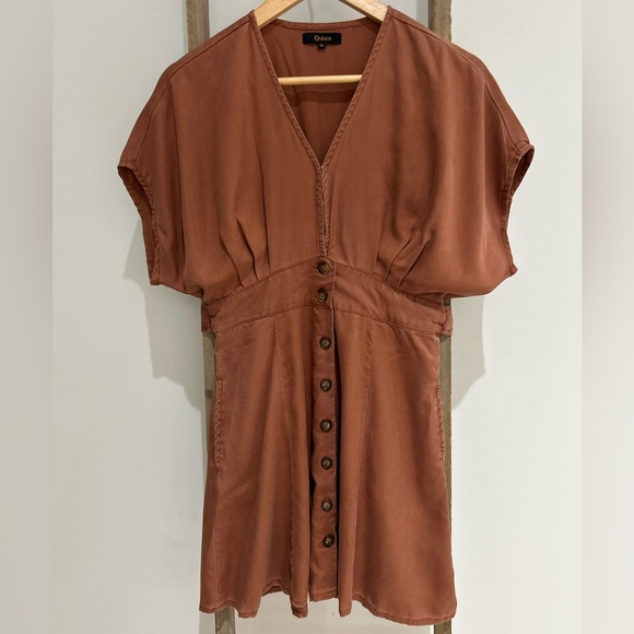 Quince Dresses & Skirts - Quince Vintage Wash Tencel Button Down Mini Dress
Terracotta Pockets Size XS
